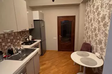 Satılır Yeni Tikili Yeni Yasamalda