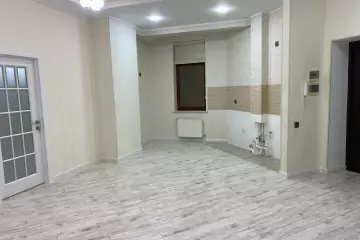 Satılır Yeni Tikili Elmler Akademiyasıda