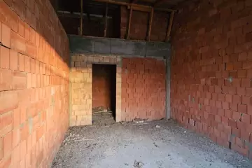 Satılır Yeni Tikili Qurtuluş 93da