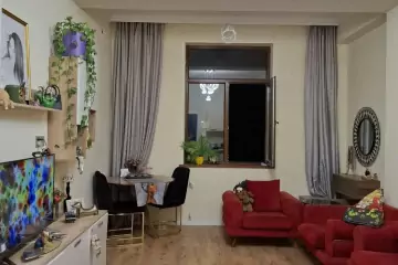 Satılır Yeni Tikili Gənclikdə