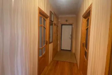 Satılır Köhnə Tikili Bakıda