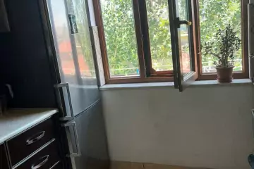 Satılır Köhnə Tikili Biləcəridə