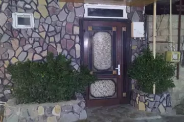Satılır Həyət Evi Zabrat Qəsəbəsida 