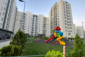 Satılır Yeni Tikili Yasamal Bazarında