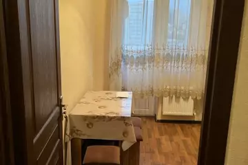 Satılır Yeni Tikili Yasamal Bazarında