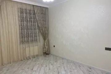 Satılır Yeni Tikili Elmler Akademiyasıda