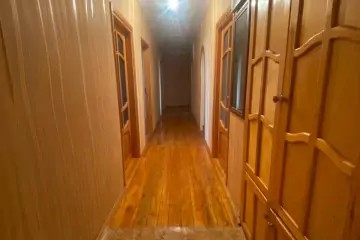Satılır Köhnə Tikili Bakıda