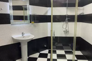 Satılır Yeni Tikili Elmler Akademiyasıda