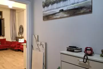 Satılır Yeni Tikili Gənclikdə