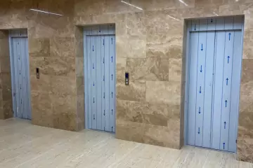 Satılır Yeni Tikili Ağ şəhər Kompleksində