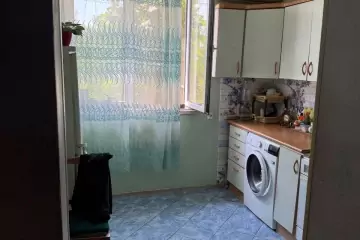 Satılır Köhnə Tikili Biləcəridə