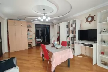 Satılır Yeni Tikili Bakıxanovda