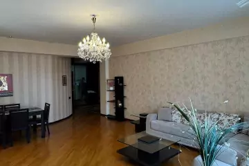 Satılır Yeni Tikili Elmler Akademiyasıda