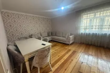 Satılır Köhnə Tikili Biləcəridə