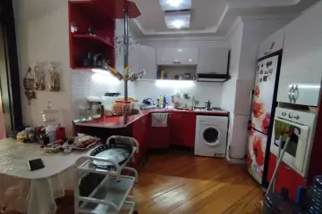 Satılır Yeni Tikili Bakıxanovda