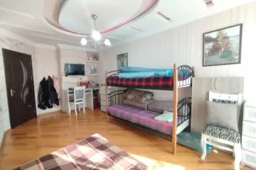 Satılır Yeni Tikili Bakıxanovda