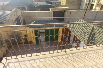 Satılır Həyət Evi Binəqədidə