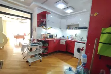 Satılır Yeni Tikili Bakıxanovda