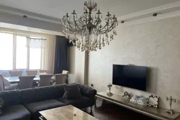 Satılır Yeni Tikili Həsən əliyev (keçmiş İnqilab)da