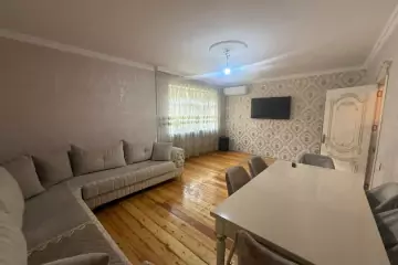 Satılır Köhnə Tikili Biləcəridə