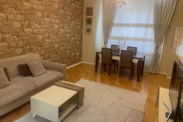 Aylıq Kirayə Yeni Tikili Ağ şəhər Kompleksində