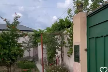 Satılır Həyət Evi Zabrat Qəsəbəsida