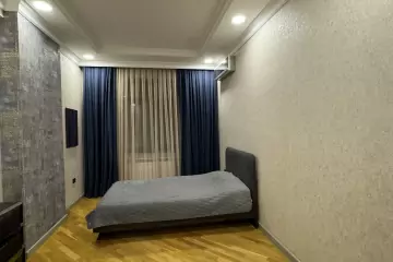 Satılır Yeni Tikili 4-cü Mikrorayonda