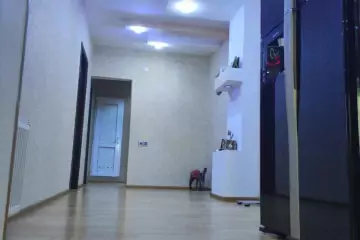 Satılır Köhnə Tikili Biləcəridə