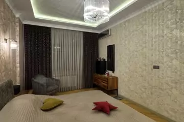 Satılır Yeni Tikili 4-cü Mikrorayonda