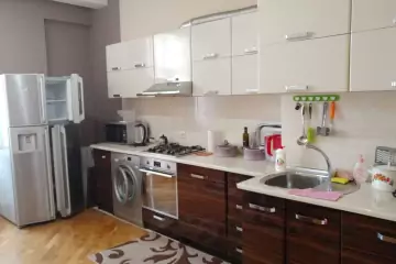Aylıq Kirayə Yeni Tikili Beşmərtəbədə