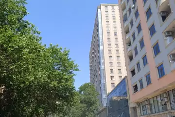 Satılır Yeni Tikili 28 May Metrosu ətrafında