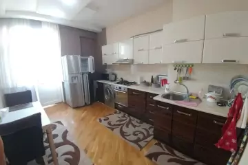 Aylıq Kirayə Yeni Tikili Beşmərtəbədə