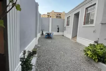 Satılır Həyət Evi Binədə
