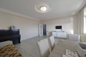Satılır Yeni Tikili Xırdalan şəhərində