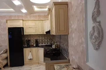 Aylıq Kirayə Yeni Tikili 8-ci Kilometrdə