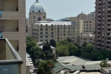 Satılır Yeni Tikili 28 May Metrosu ətrafında