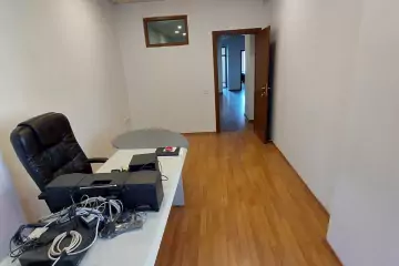 Aylıq Kirayə Ofis Yasamalda