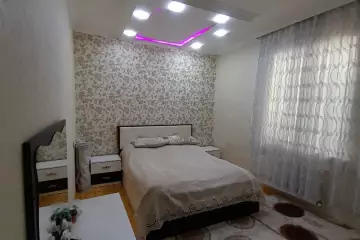 Satılır Həyət Evi Binədə