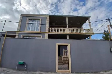 Satılır Həyət Evi Biləcəridə