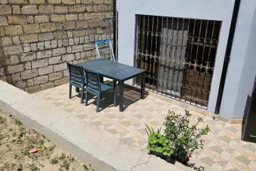 Satılır Həyət Evi Biləcəridə
