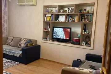 Satılır Köhnə Tikili Biləcəridə