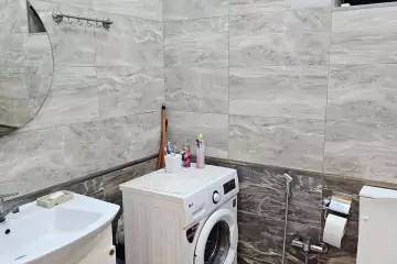 Satılır Həyət Evi Biləcəridə