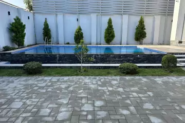 Satılır Bağ Evi şüvəlanda