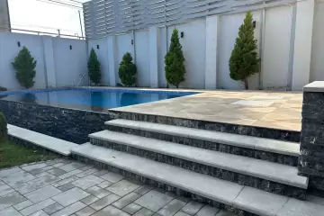 Satılır Bağ Evi şüvəlanda