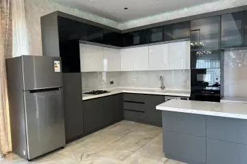 Satılır Bağ Evi şüvəlanda