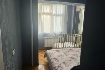 Satılır Köhnə Tikili Yasamalda