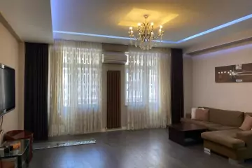 Satılır Yeni Tikili Nəsimi Bazarında