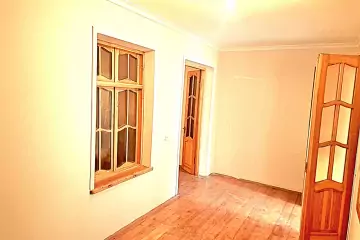 Satılır Həyət Evi Bakıxanovda
