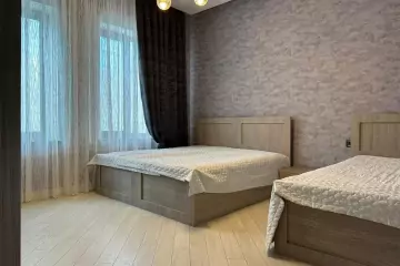 Satılır Bağ Evi şüvəlanda