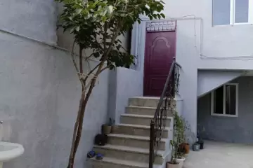 Satılır Həyət Evi Savalan Qəsəbəsida